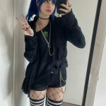 bluehairedgoth / bluehairgothgrl_682335855511d.jpeg