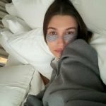 Hailey Baldwin Bieber_68493f81a5f5f.jpeg