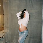 Kylie Jenner Pregnant (4 Photos)_686054aeed95f.jpeg