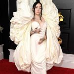 Noah Cyrus At The 2021 Grammy Awards For The First Time (7 Photos)_6859421a0fd80.jpeg
