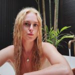 Rumer Willis Sexy In Bathtub (6 Photos)_6859a2dd2cf97.jpeg