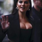 Selena Gomez Sexy In Paris (12 Photos)_68592e767e6ec.jpeg