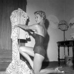 Vintage Sexy Celebs_685a1e976bd50.jpeg