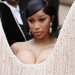Cardi B Brings Live Raven To Schiaparelli Couture Show in Paris (150 Photos)_686cf49e60a41.webp