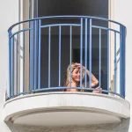 Heidi Klum & Tom Kaulitz Enjoy the Sun on the Balcony (49 Photos)_686ae75e26c82.webp