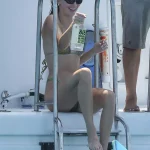 Kendall Jenner, Hailey Bieber, Justine Skye, Lori Harvey Enjoy Tequila Shots While Partying in Mexico (130 Photos)_687127bee46fb.webp